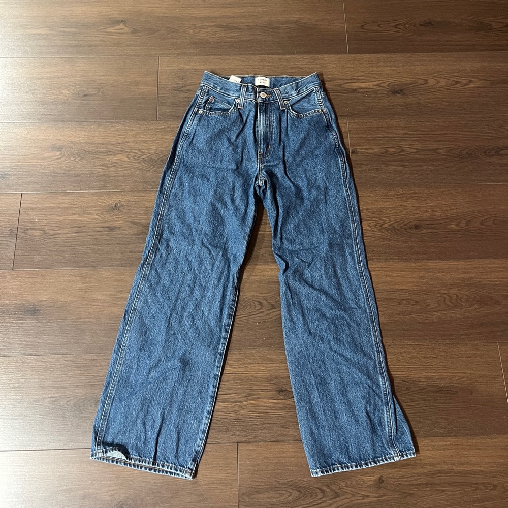 Aritzia Sunday Best Relaxed Fit Denim Jeans